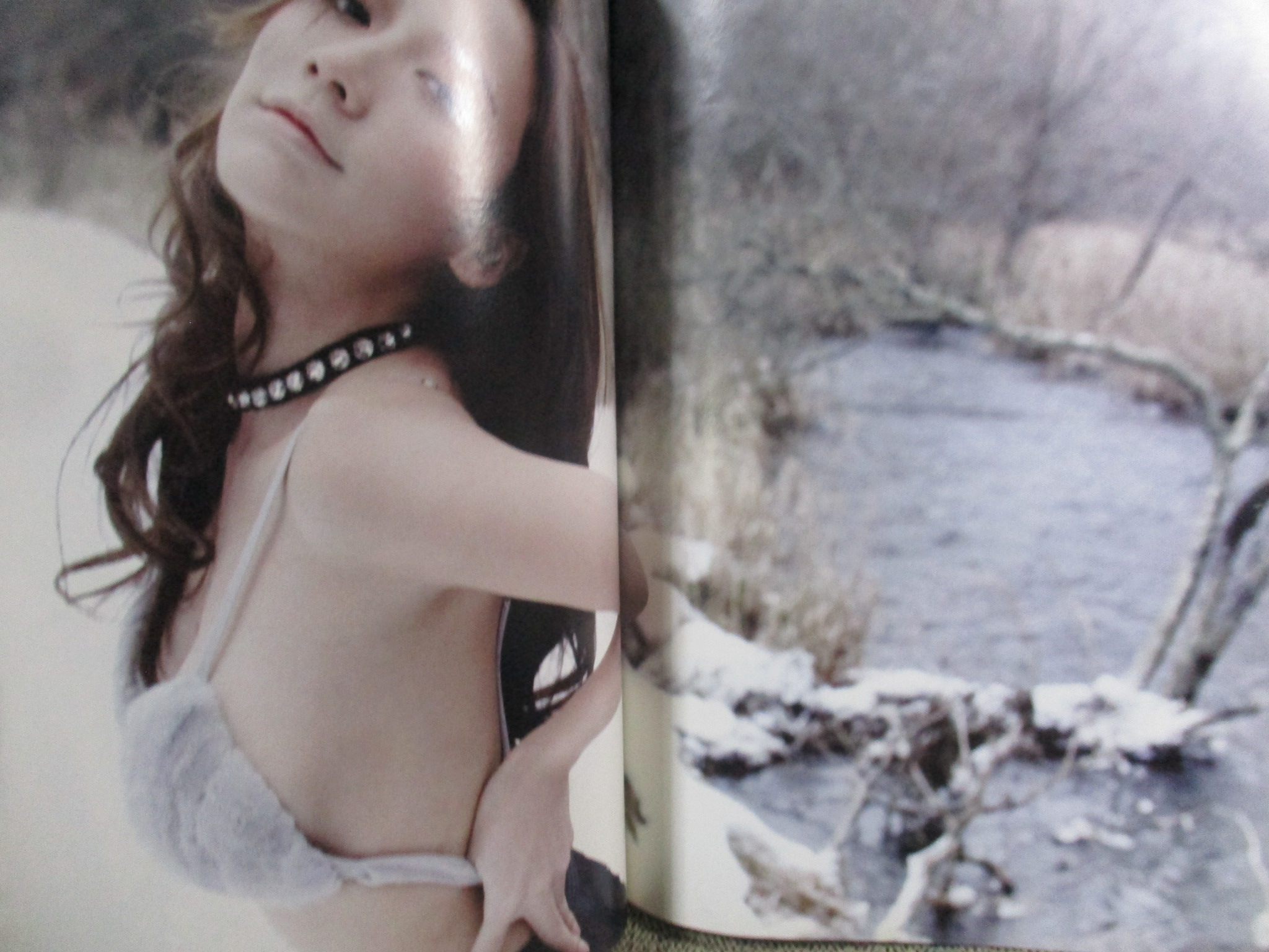 PHOTO BOOK AUM PATCHRAPA อั้ม พัชราภา THE SNOW QUEEN / FAST ENTERTAINMENT