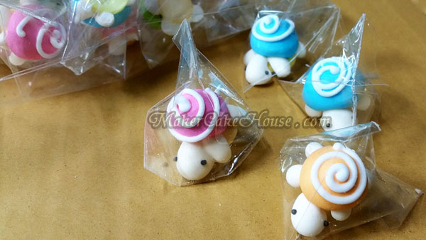 ตุ๊กตาไอซิ่งรูปเต่าน่ารัก ( 20 ชิ้น )