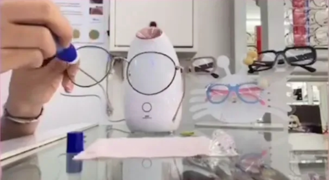 น้ำยาเช็ดเลนส์แว่นตากันหมอก Anti-Fog