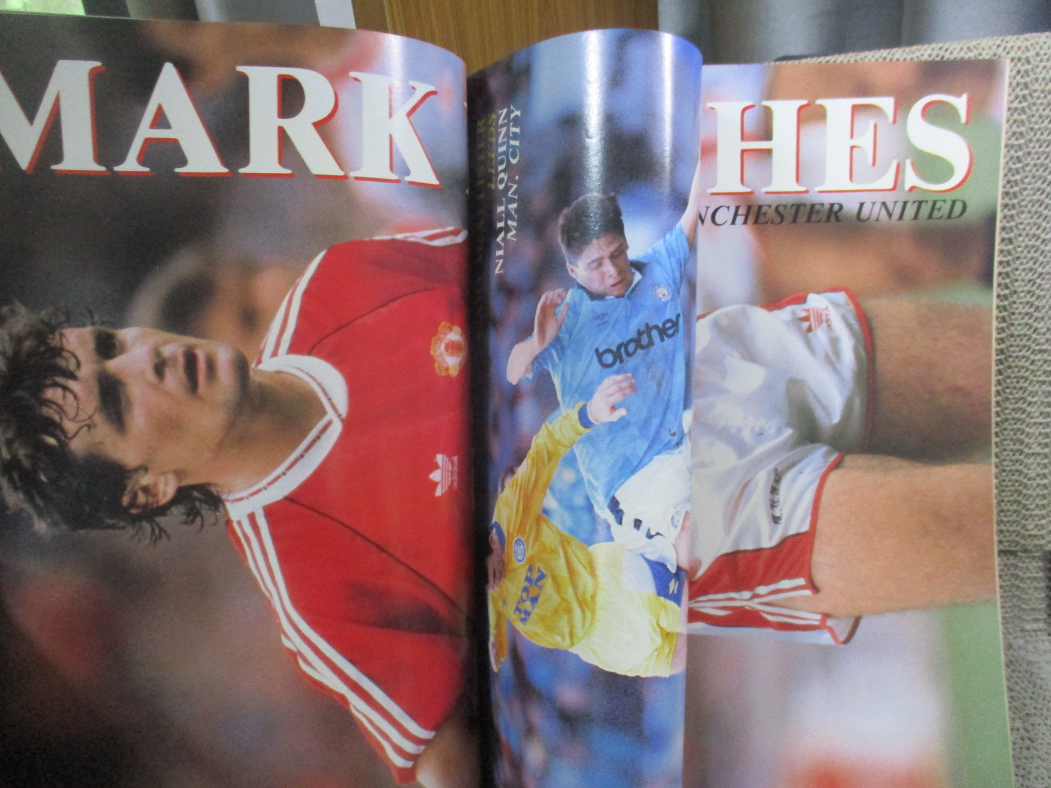 สตาร์ซอคเกอร์ ฉบับที่0698 ปี2534 ปก สจ๊วต เพียร์ซ หน้ากลาง อลัน เชียรเรอร์ / มาร์ค ฮิวส์ / เท็ดดี้ เชอริงแฮม