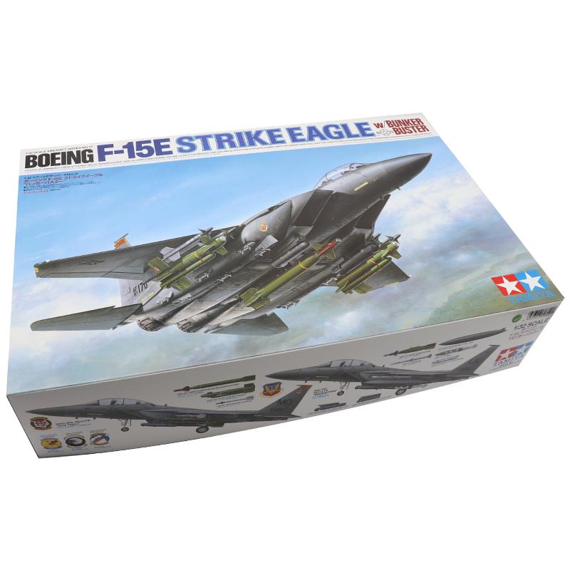 1/32 McDonnell Douglas F-15E Strike Eagle w/Bunker Buster