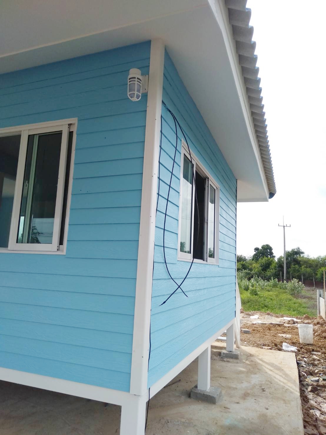 บ้านน็อกดาวน์โครงสร้างเหล็ก ขนาด 4*6 เมตร พร้อมระเบียง ขนาด 2*3 เมตร