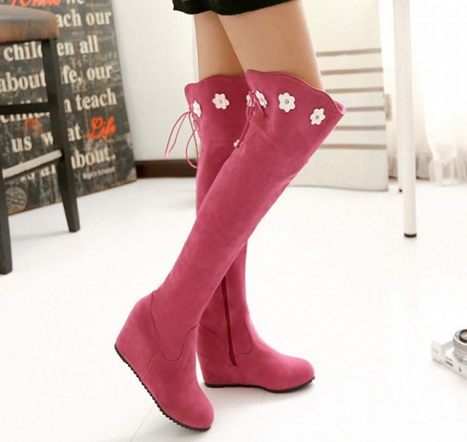 รองเท้าบูทยาวถึงเข่าแต่งดอกไม้น่ารักๆ ไซต์ 34-43 สีชมพู/น้ำตาล/ดำ/เขียว