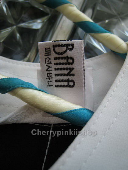 เดรสทำงาน สีทูโทน black & White ชุดเดรสคอวี Cutting เนี๊ยบ มีกระดุมหน้าเก๋ไก๋ ยี่ห้อ SABANA