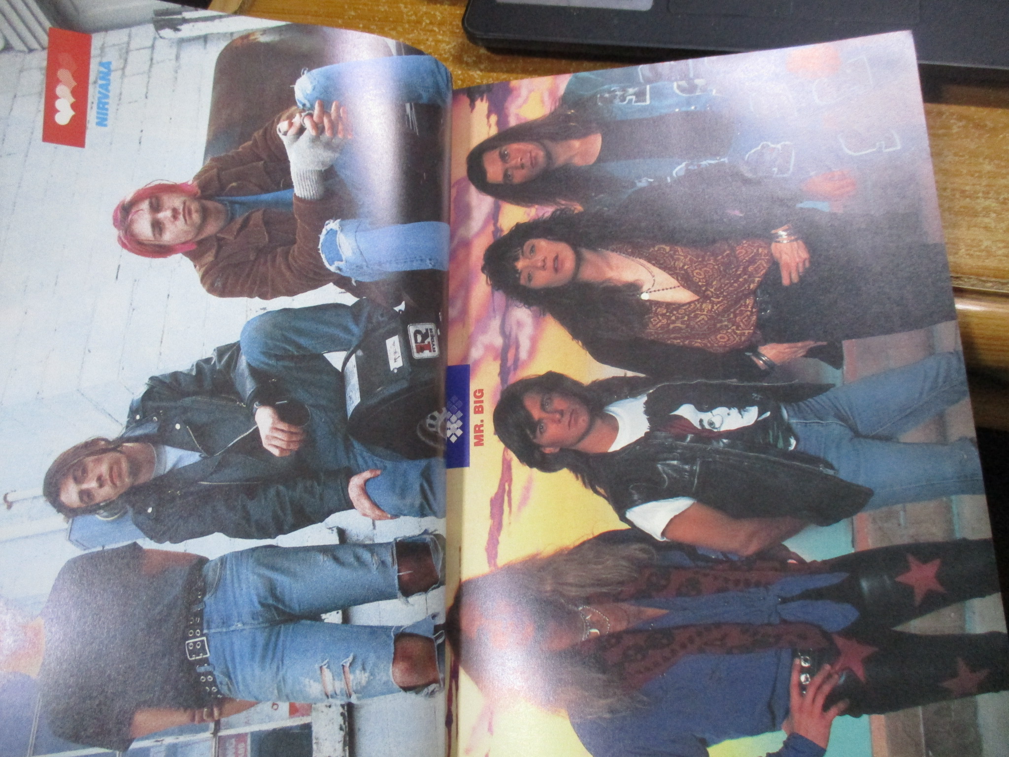 หนังสือเพลงพร้อมคอร์ดกีตาร์ LET IT BE ME YEAR BOOK 1992-1994 ตำหนิ ปกหลังมีคราบน้ำ เปิดได้ตามปกติ