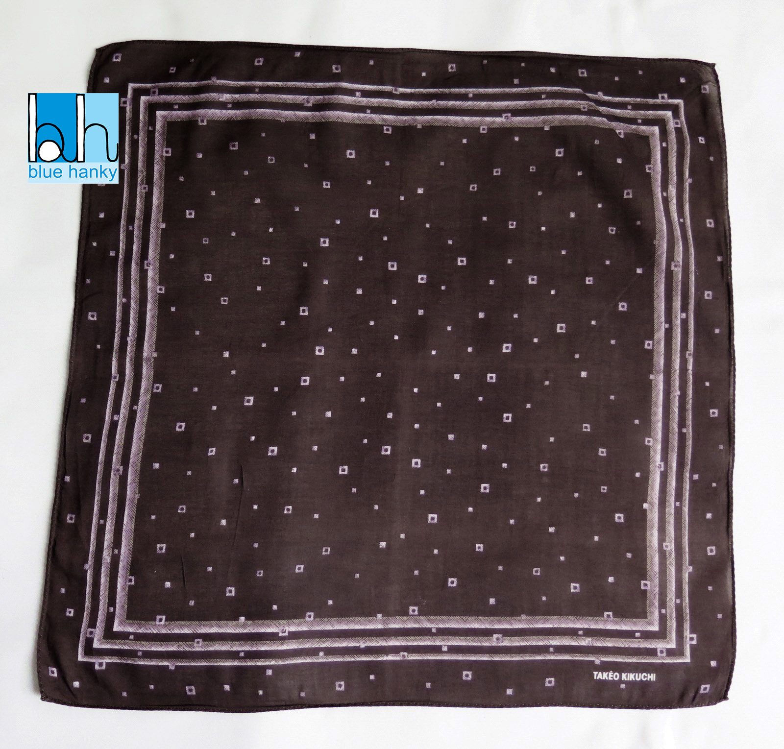#111 18" TAKEO KIKUCHI ผ้าเช็ดหน้ามือ2 สภาพดี ผ้าเช็ดหน้าผืนใหญ่
