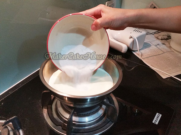 ขั้นตอนการทำไอศครีมโฮมเมดกาแฟอัลมอนต์ 3
