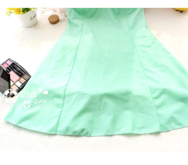 **พร้อมส่ง**บิกินี่ชุดว่ายน้ำวันพีซ one-piece สีเขียวมินต์ แขนตุ้กตา เล่นดีเทล sexy เล็กๆ ซีทรูช่วงเนินอกและแขน น่ารักไม่โป๊ สดใสรับลมทะเลสวยเหมือนแบบค่ะ