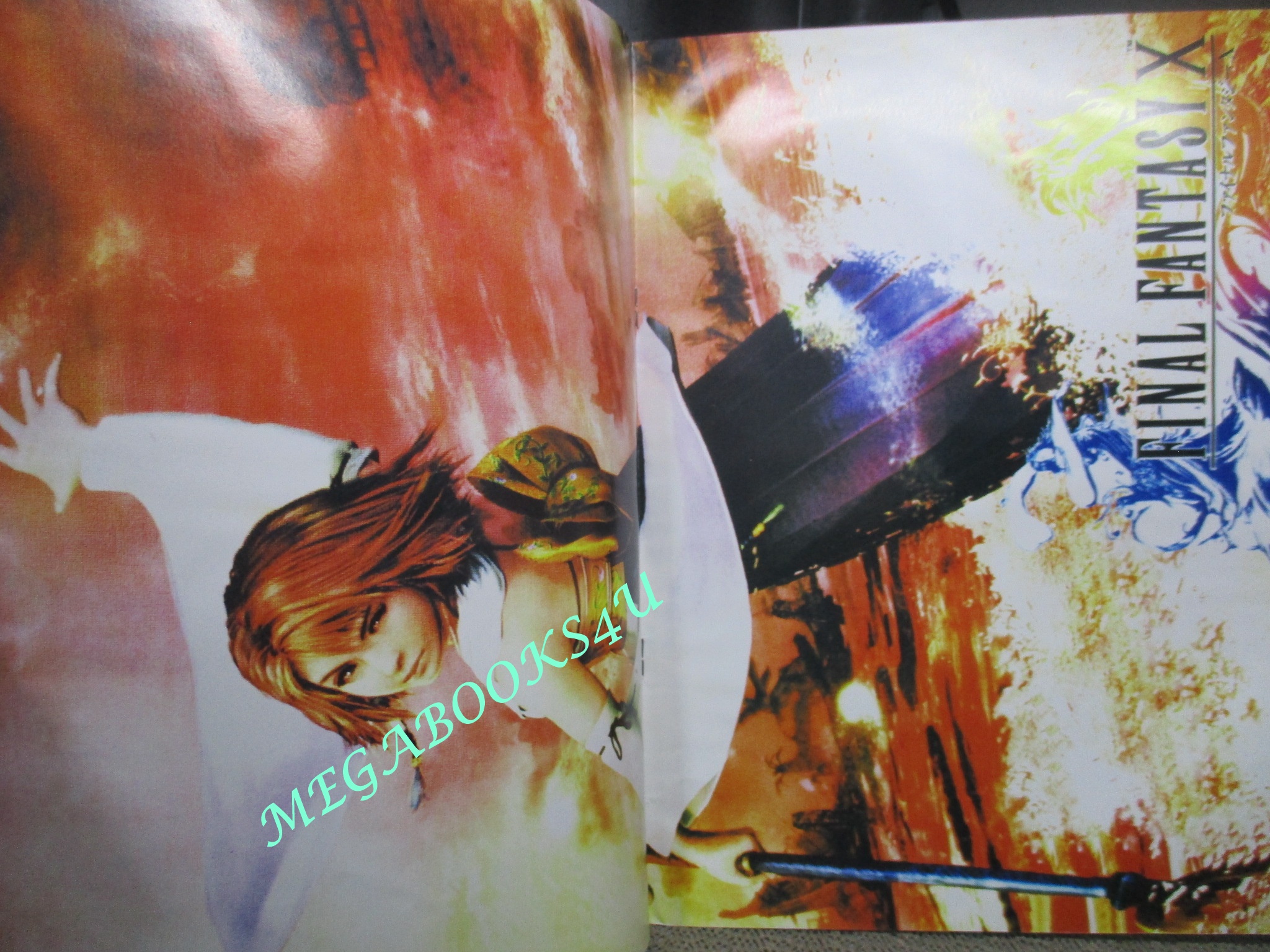 นิตยสารคู่มือเกมส์ CODE 100 GAMES PLAYSTATION (หน้าปก ลาย ดำ ขาว) ตำหนิ หน้าปกมีรอยถลอก มุมหนังสือมีรอยพับจิกนิด