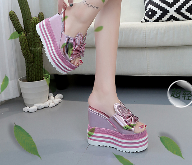 รองเท้าส้นเตารีด ไซต์ 35-39 สีเงิน/ขาว/ชมพู