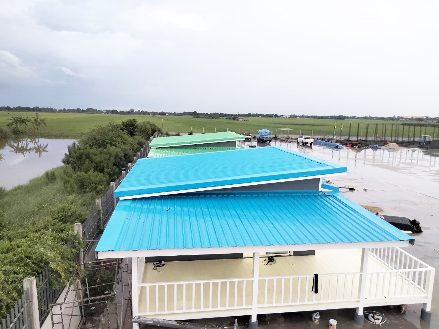 บ้านน็อคดาวน์ ขนาด 9 * 8 เมตร ในตัวบ้าน ขนาด 6*6 เมตร ราคา 550000 บาท