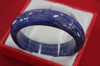 " กำไลข้อมือหินธรรมชาติ " ลาพิส ลาซูลี (Lapis Lazuli)