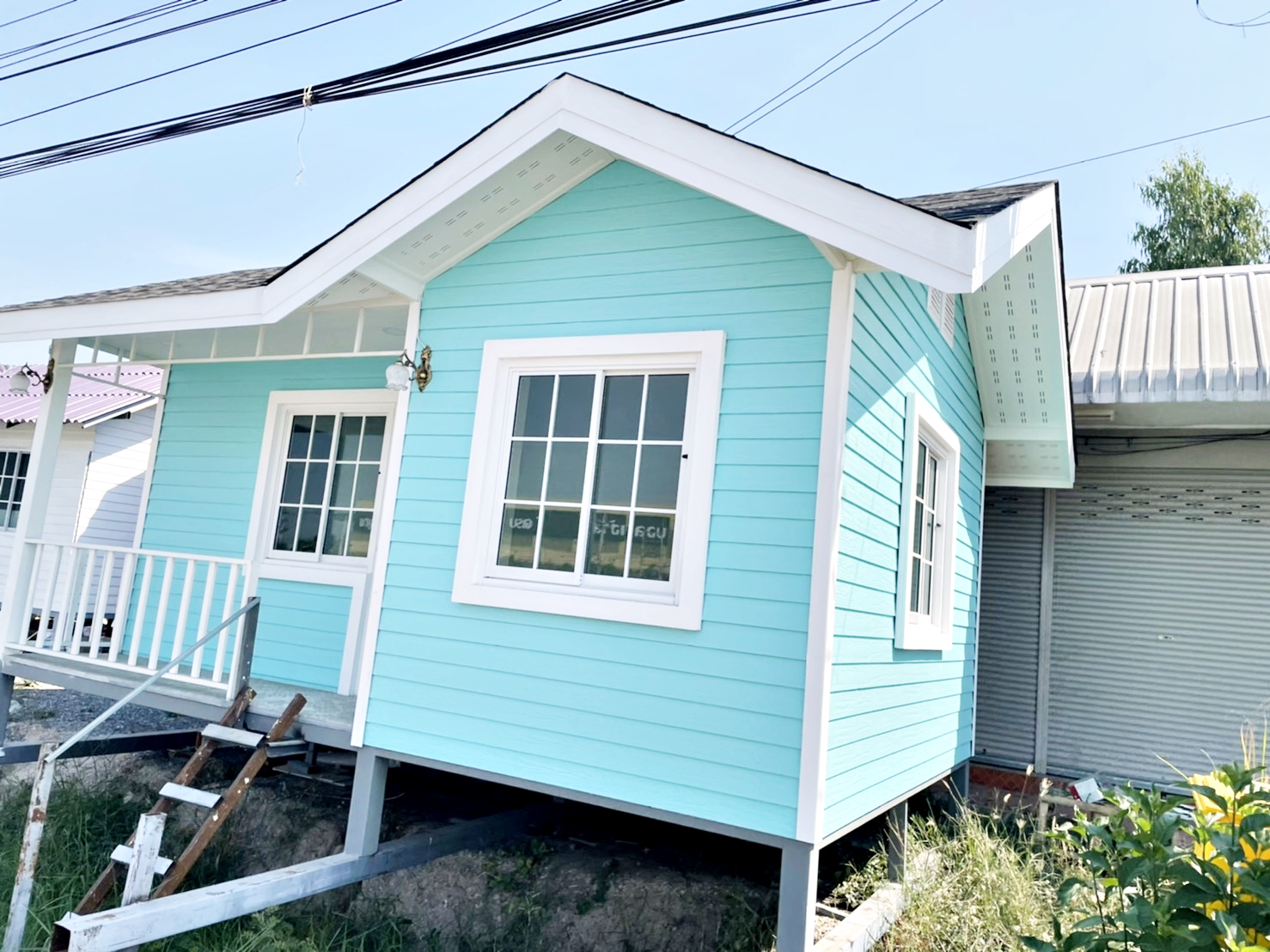 บ้านน็อคดาวน์ ขนาด 4*6 เมตร ระเบียงภายในตัวบ้าน 1ห้องนอน 1ห้องน้ำ 1ห้องโถง