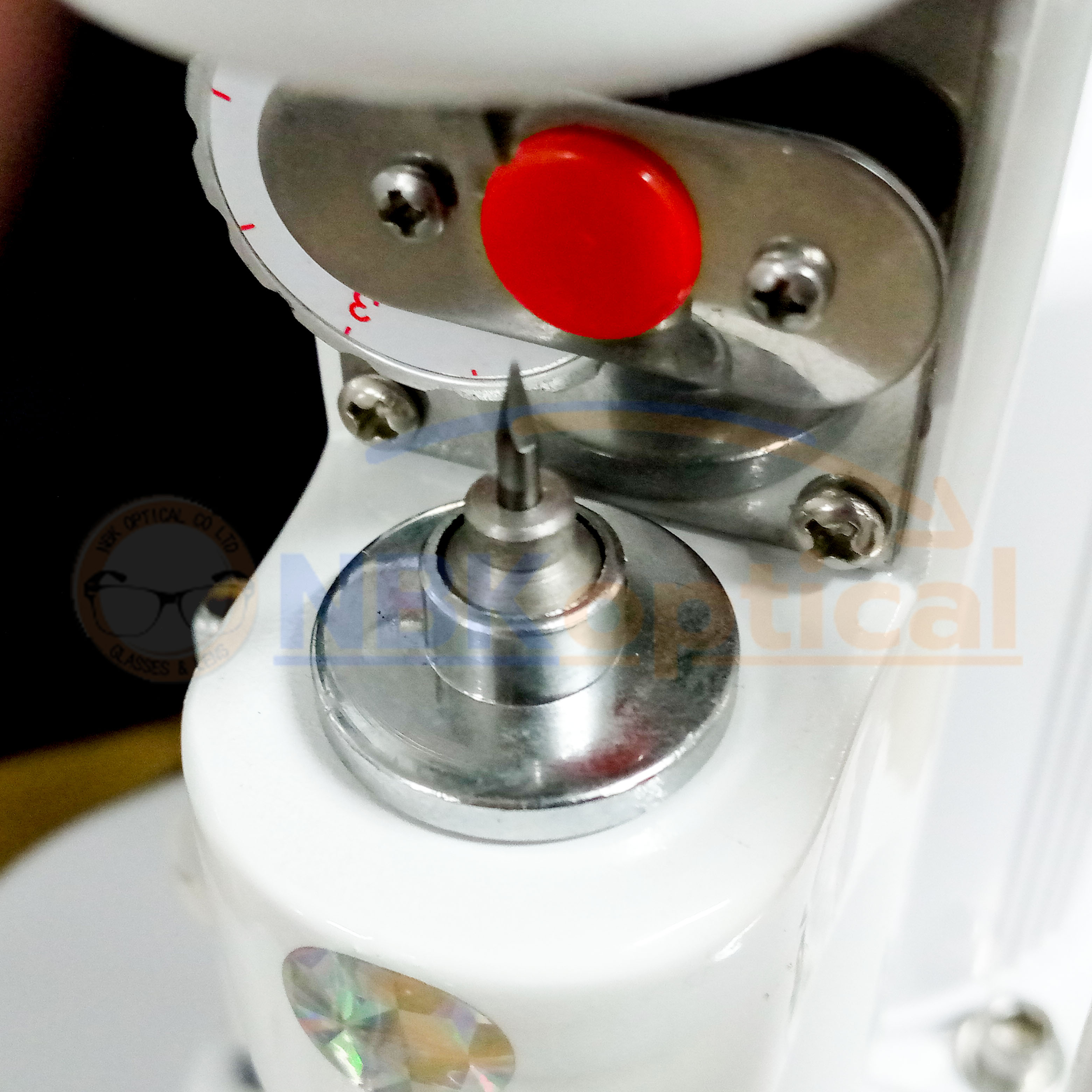 เครื่องเจาะเลนส์ กรอบเจาะ MODEL CP-24