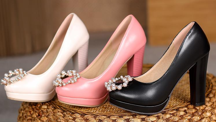 รองเท้าส้นคัทชูส้นใหญ่สีดำ/ครีม/ชมพู ไซต์ 34-45
