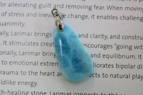 จี้ลาริมาร์ ( Larimar )