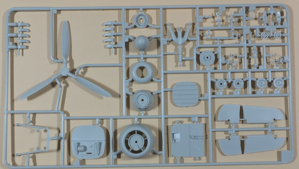 1/32 Heinkel He 219 A-7 "UHU"
