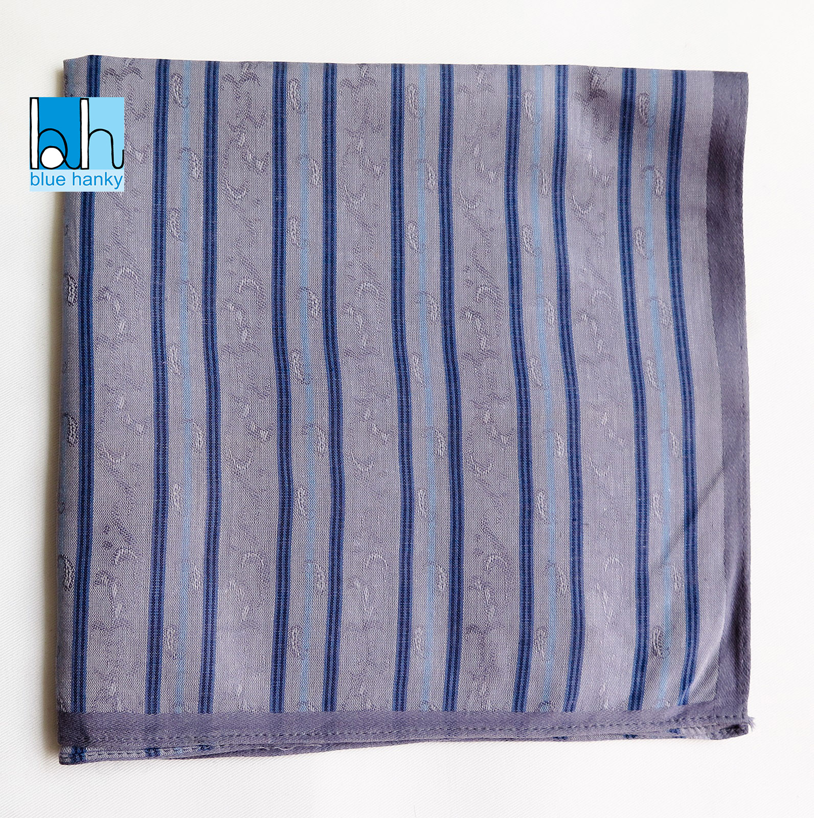 #103 18" ผ้าเช็ดหน้ามือ2 สภาพดี ผ้าเช็ดหน้าผืนใหญ่