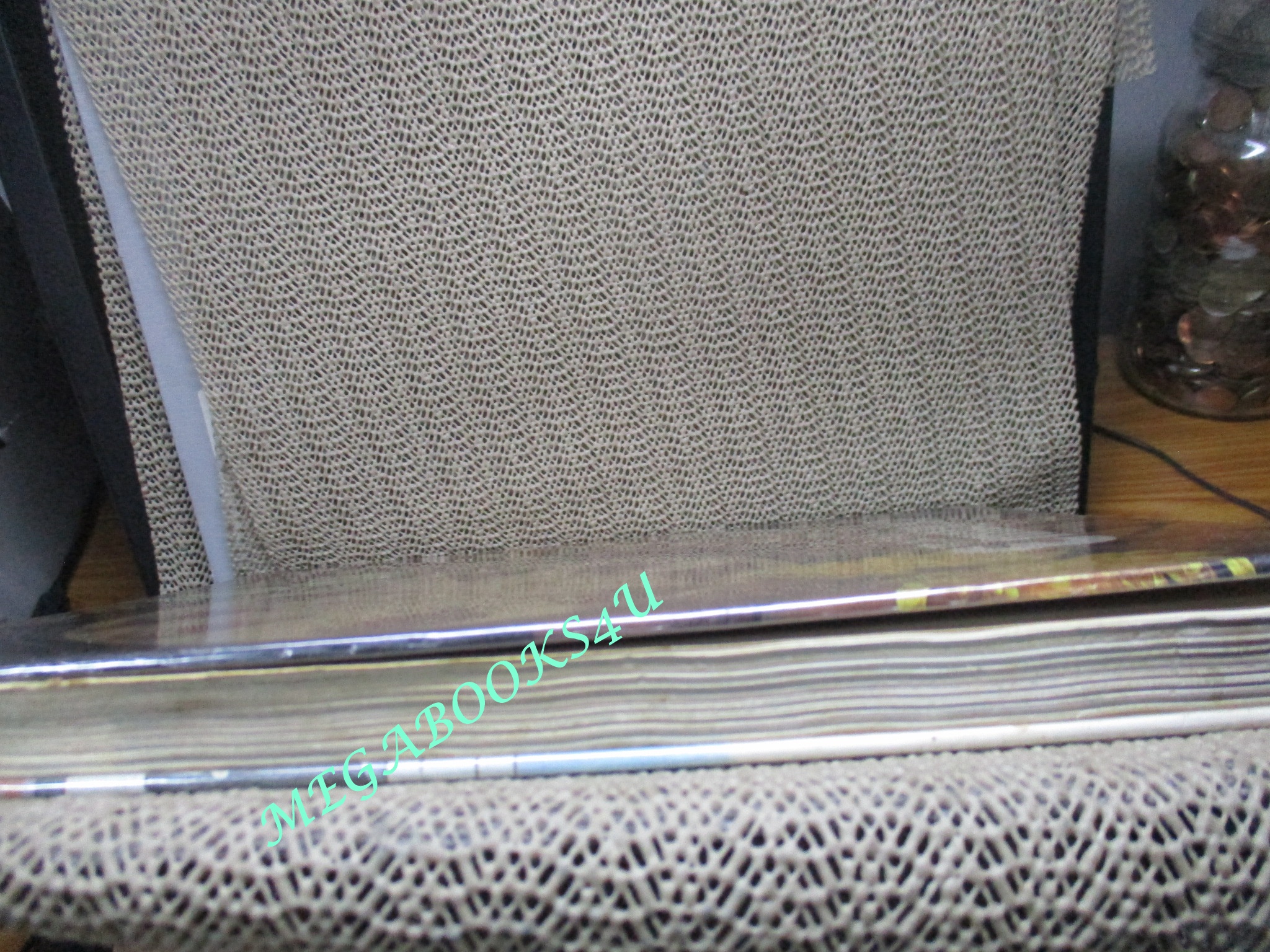 หนังสือ ตำราทำขนมจากแป้งสาลี ฉบับรวมเล่ม 1-2 และ เล่ม3 โดยบริษัท ยูไนเต็ดฟลาวมิลล์ จำกัด (ปกแข็ง)