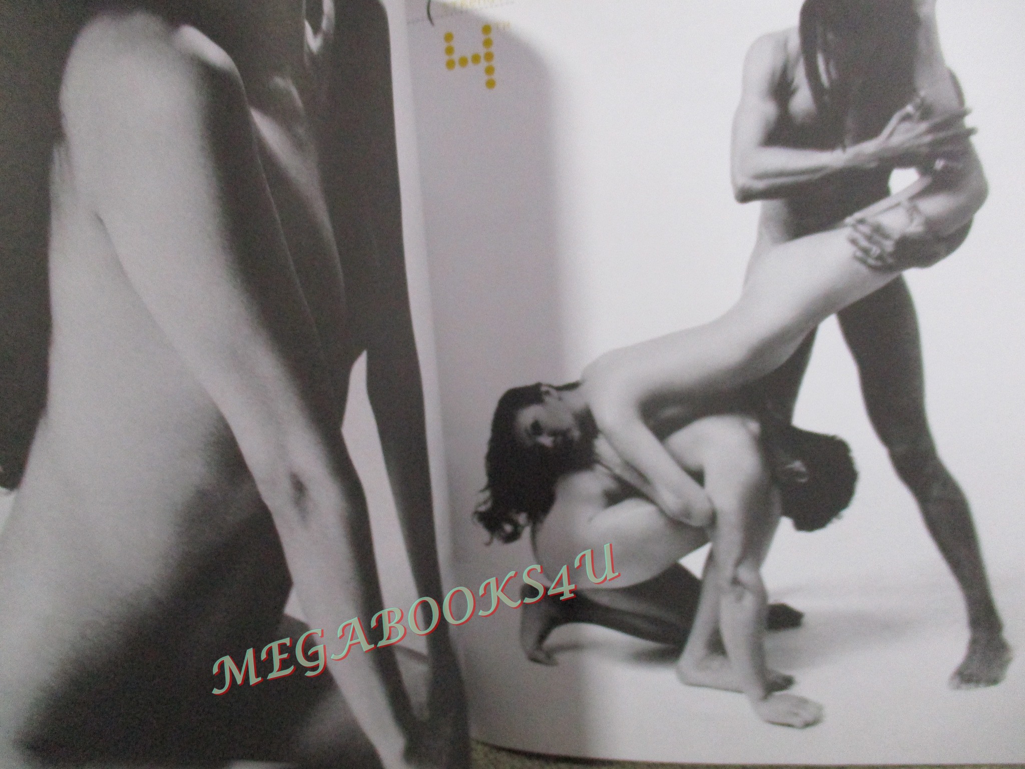 FORMEN SPECIAL ครบรอบ4ปี BLACK&WHITE ISSUE