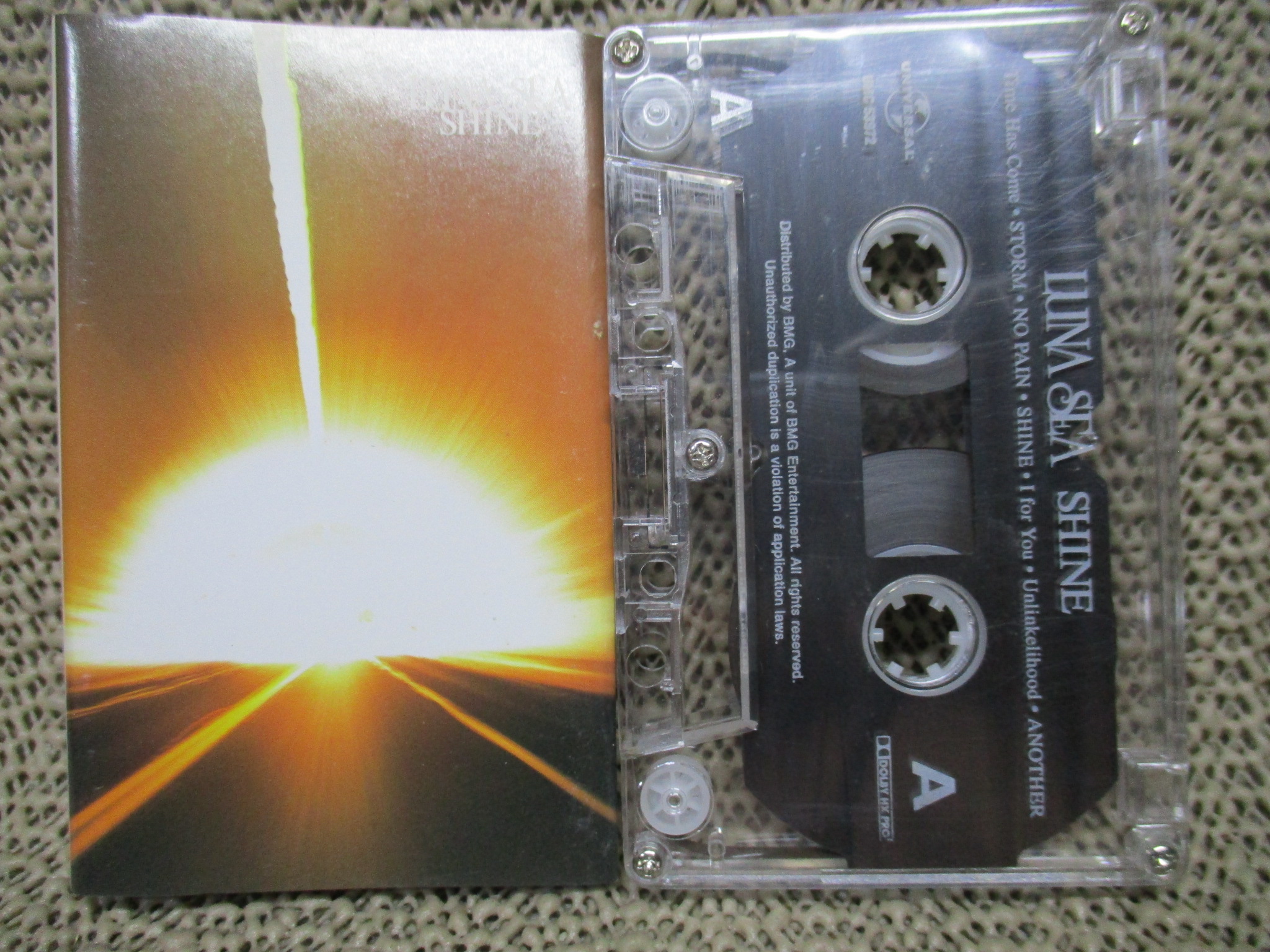 เทปเพลงสากล LUNA SEA อัลบั้ม SHINE สภาพดี ปกสวย ตัวหนังสือชัด