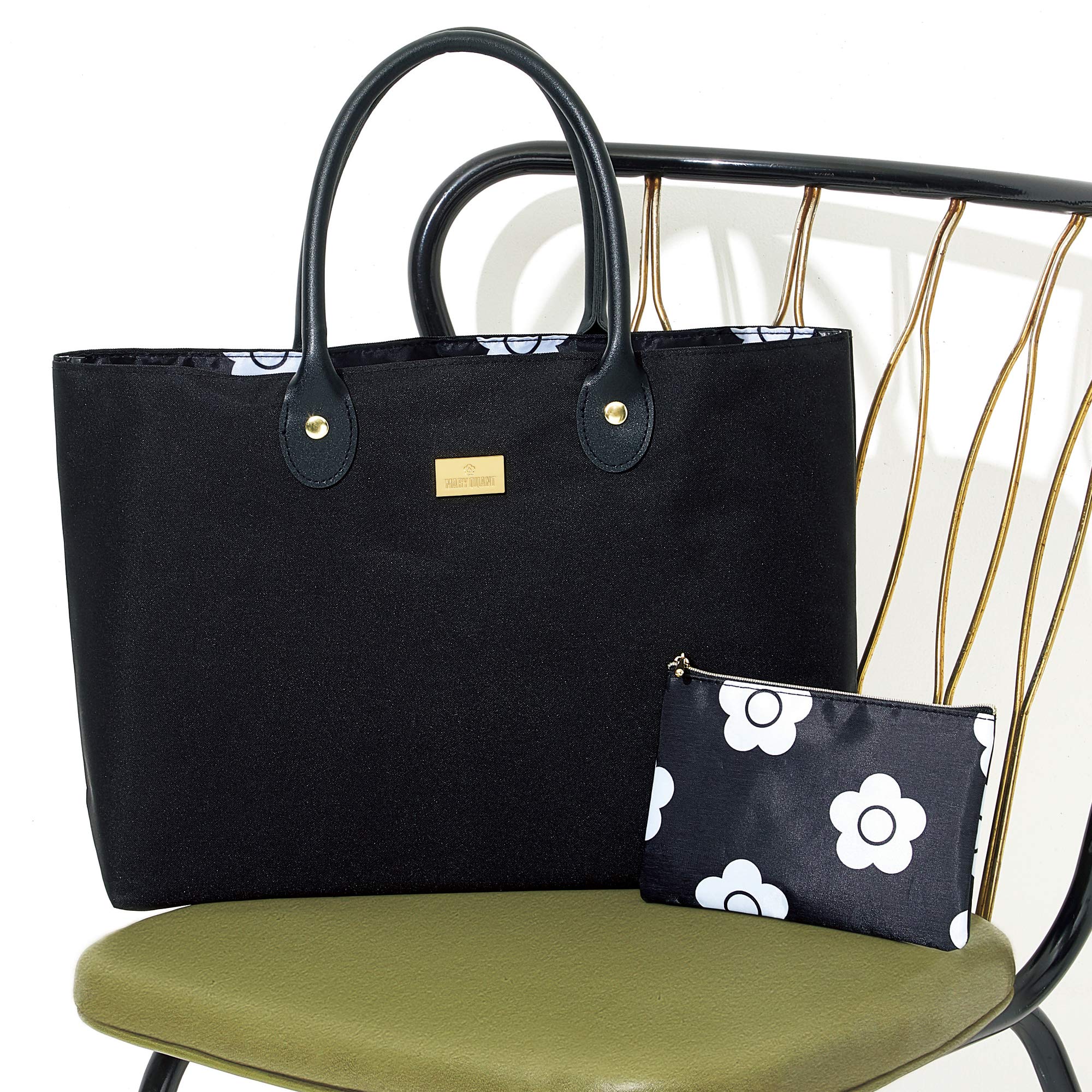 ***หมดแล้ว Mary Quant กระเป๋าโท้ท และ กระเป๋าลายเดซี่