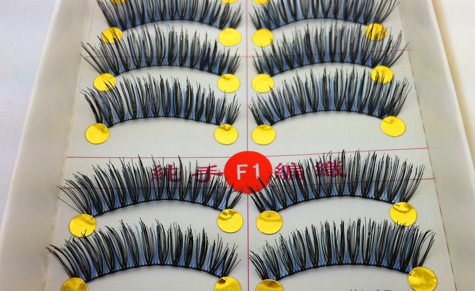 V-F1 ขนตาปลอม(ราคาส่ง) สีน้ำเงิน+ดำ ขั้นต่ำ 15 เเพ็ค คละเเบบได้