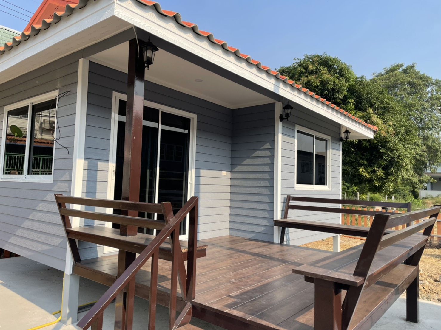 บ้านน็อคดาวน์ ขนาด 4*6 เมตร พร้อมระเบียง 2*3 เมตร 1 ห้องนอน 1ห้องน้ำ 1ห้องโถง