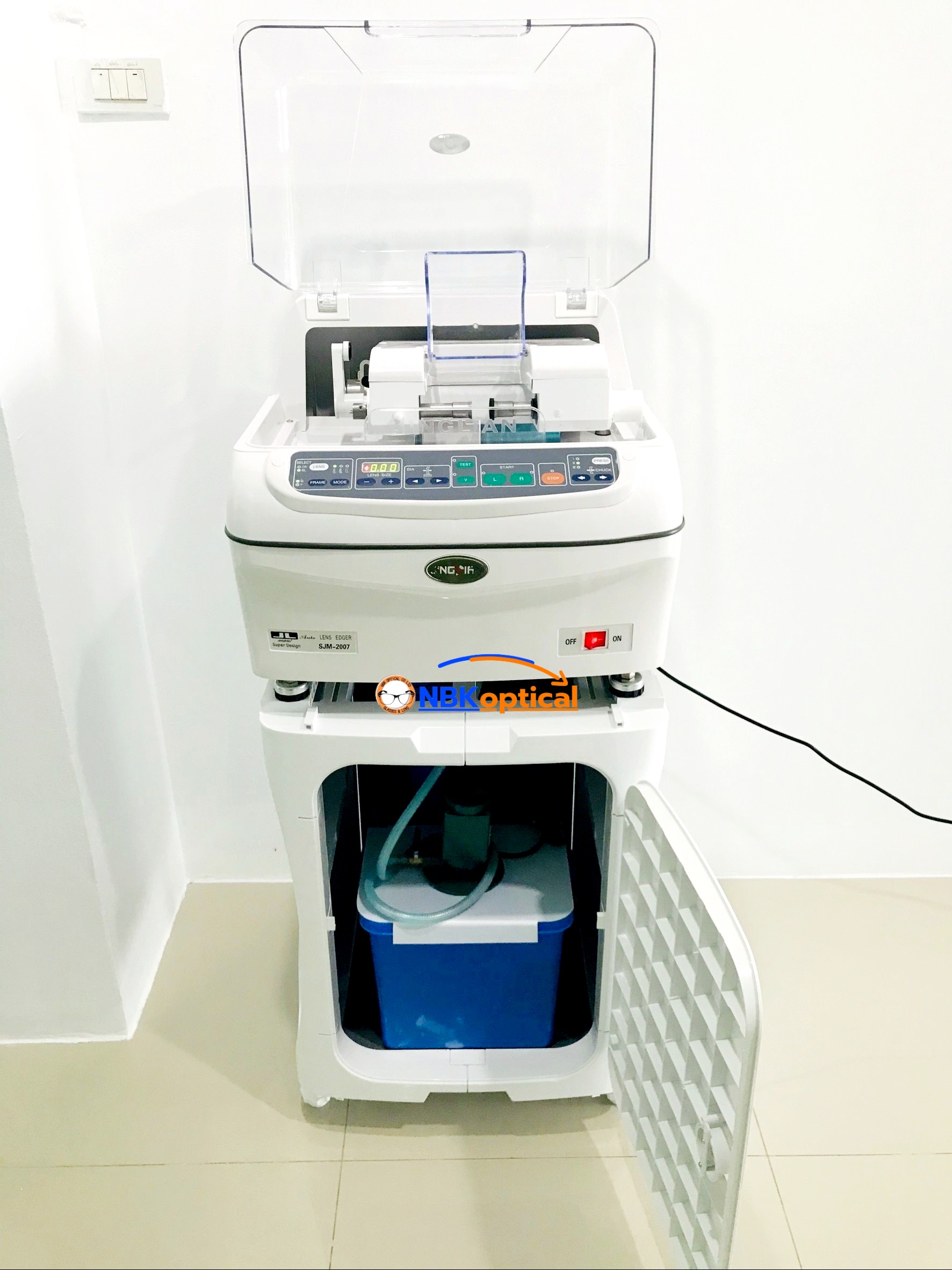 เครื่องฝนเลนส์ออโต้ระบบอัตโนมัติ Automatic Lens edger SJM-2007