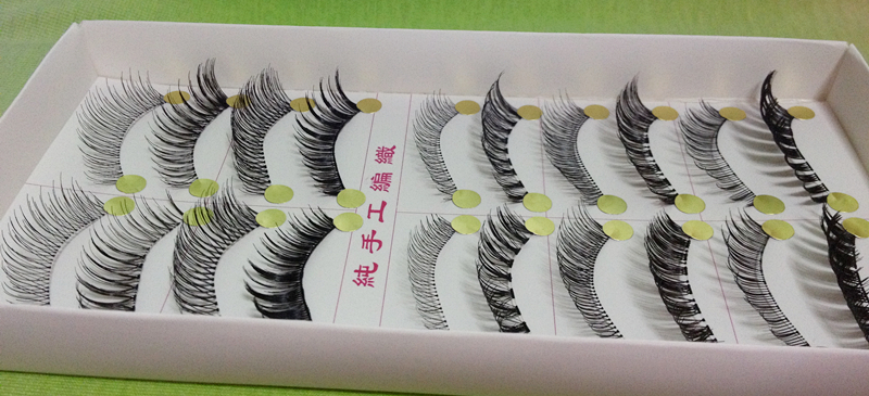 MIX-8# ขนตามิก (ขายปลีก) มี 10 คู่ 10 รุ่น (มีเปลี่ยนเเบบบางคู่บ้าง)