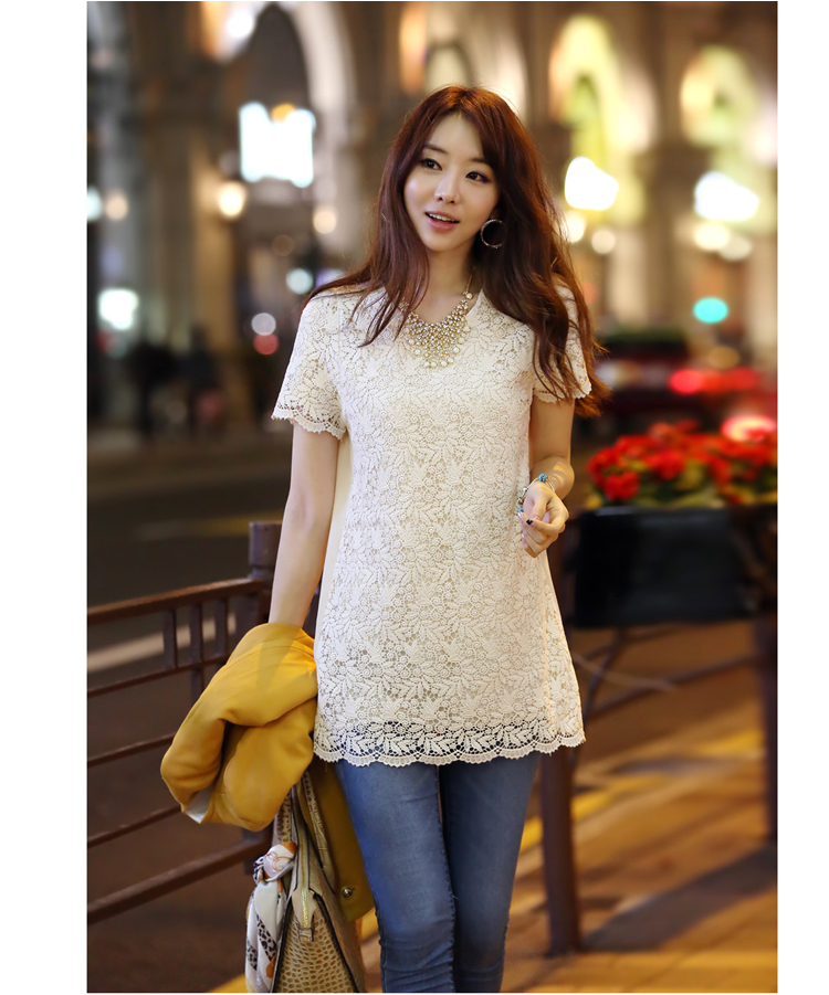 ***หมดค่ะ***เสื้อผ้าลูกไม้สีครีม คอกลมแขนสั้นมีซับในสวยเหมือนแบบ100%ค่ะ