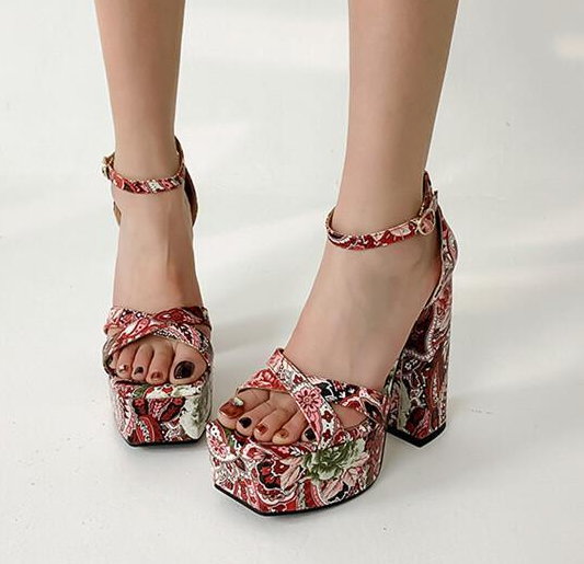 รองเท้าส้นสูงส้นหนา ไซส์ 34-43 สีฟ้า/ชมพู/แดง/