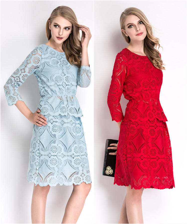 **พร้อมส่ง**ชุดลูกไม้แขนยาวสีแดงใส่ทำงาน เพื่อนเจ้าสาว แบ่งเ็นเสื้อ+กระโปรง ฉลุลายดอกไม้ สวยคุณภาพดีเหมือนแบบค่ะ