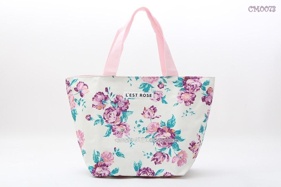Pre-Order L'EST ROSE x Steady กระเป๋าสะพายลายดอกไม้สีหวานมีซิบด้วยค่ะ