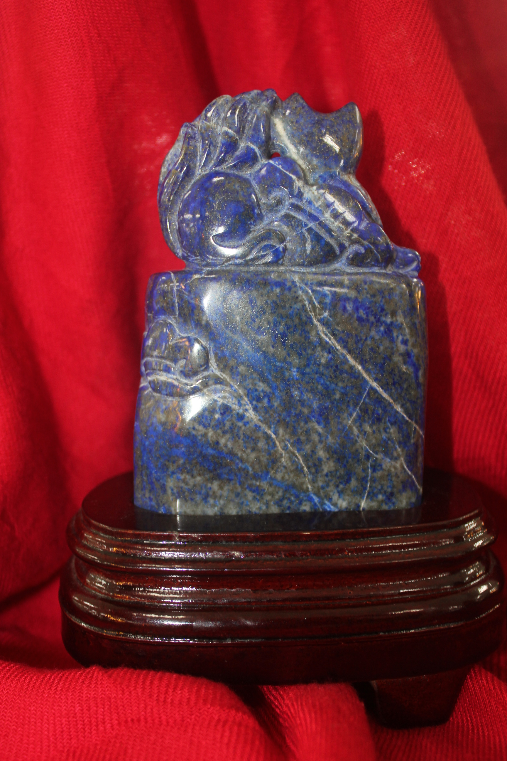 จิ้งจอก 9 หางหินลาพิส ลาซูลี (Lapis Lazuli)