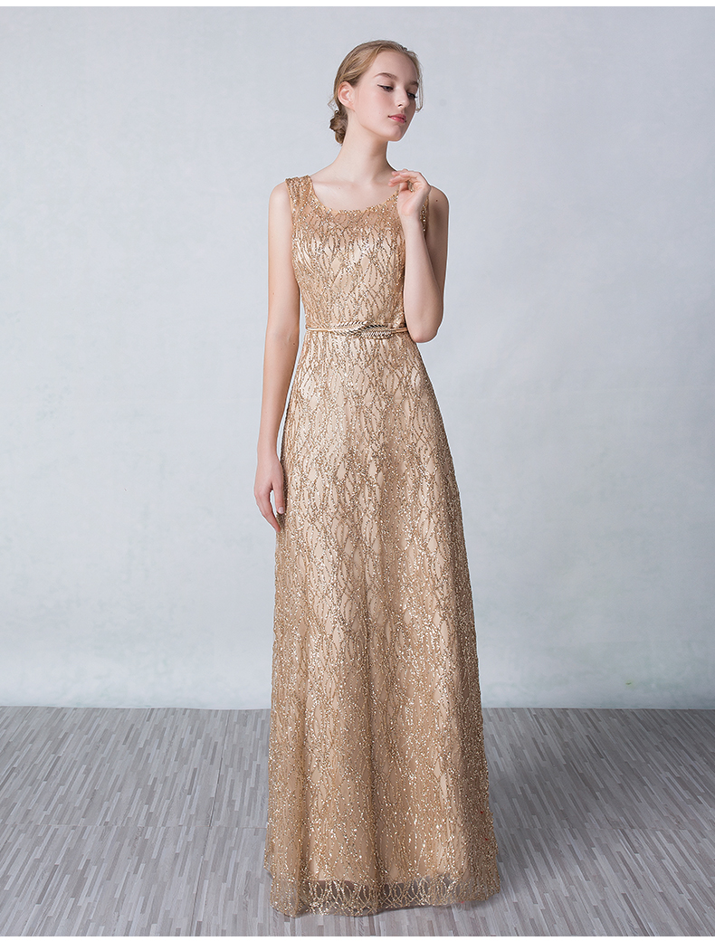 **พร้อมส่ง**เดรสยาวสไตล์เกาหลีสีทอง ผ้าทอลายนูนระยิบระยับ แขนกุด เข้ารูปช่วงเอวพร้อมเข็มขัดรูปใบไม้ สวยหรูหราไฮโซมากๆ ติดซิปด้านหลัง มีซับในเรียบร้อย คุณภาพดีมากๆค่ะ