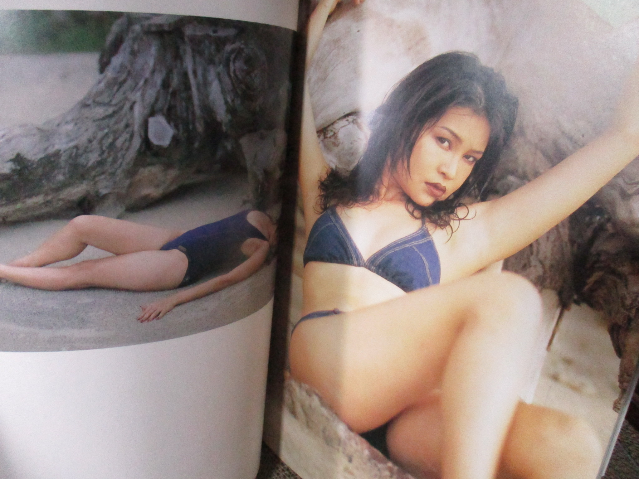 นิตยสารSCANDAL ISSUE01 DOUBLE EXPOSURE---หน้าปกมีรอยเปื้อนตามรูป