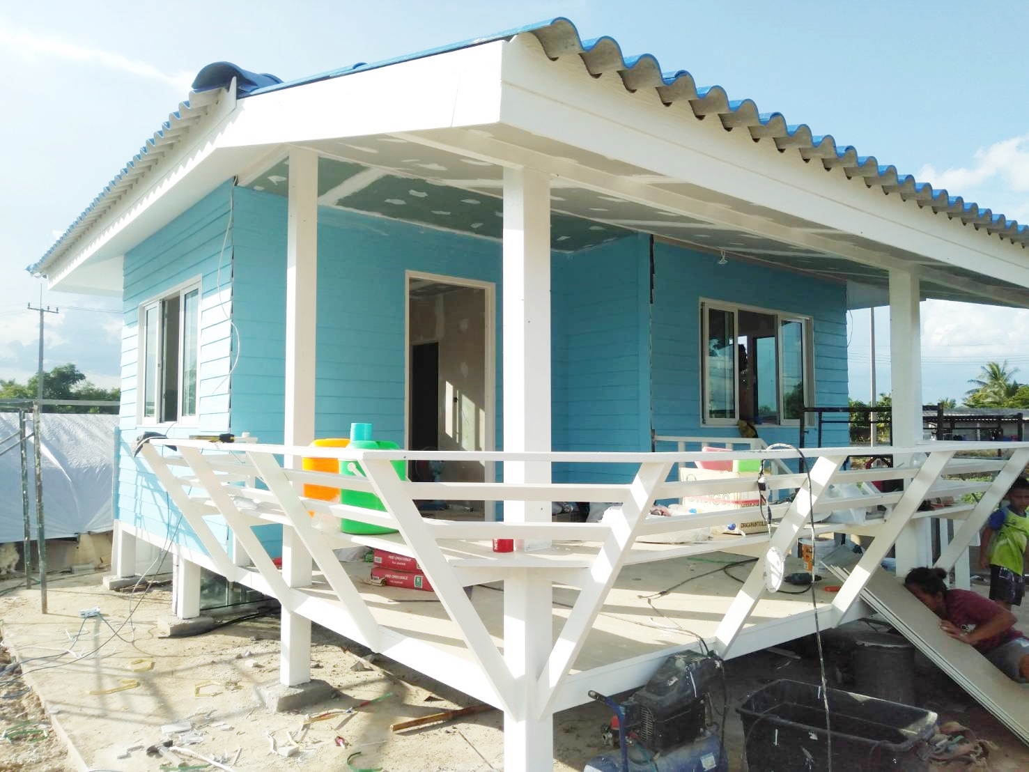 บ้านน็อกดาวน์โครงสร้างเหล็ก ขนาด 4*6 เมตร พร้อมระเบียง ขนาด 2*3 เมตร