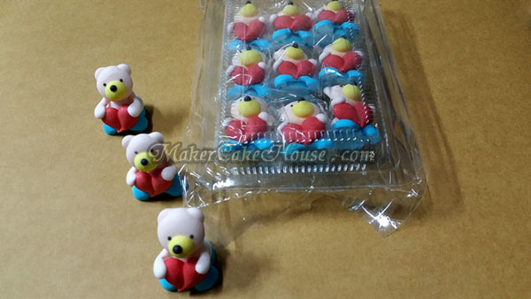 ตุ๊กตาไอซิ่งรูปหมีกอดหัวใจ ( 9 ชิ้น )