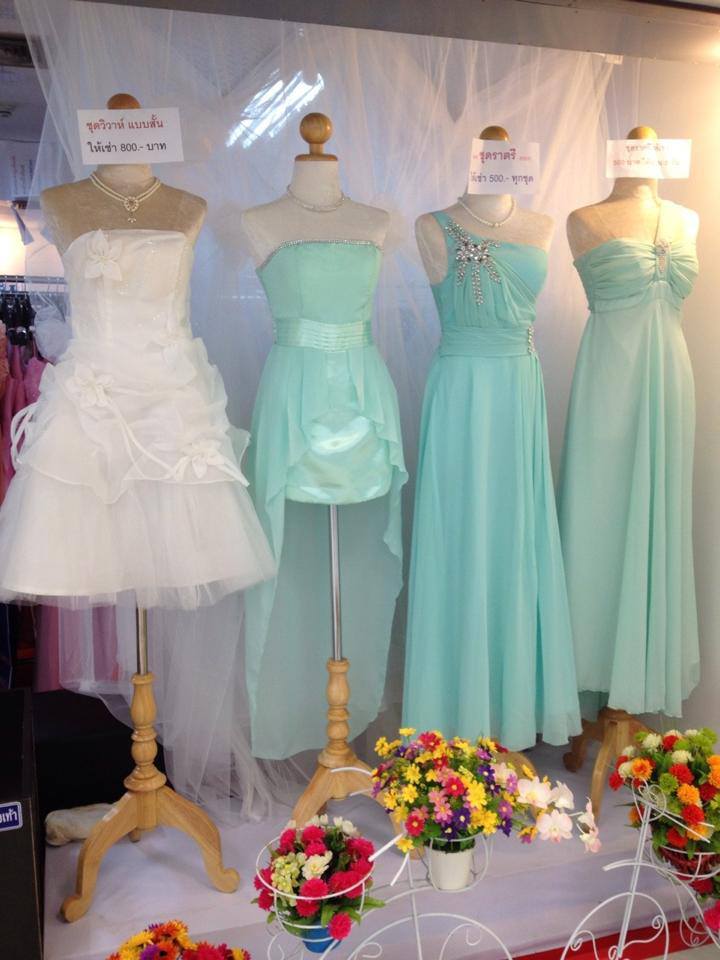 ชุดไปงานแต่งให้เช่า 500 บาท