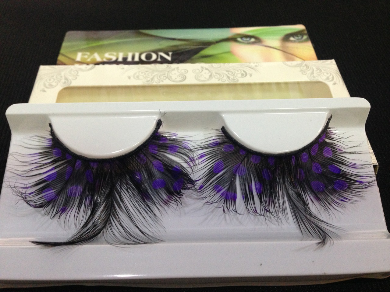 V-Y06 ขนตาปลอมขนนก ขายปลีก