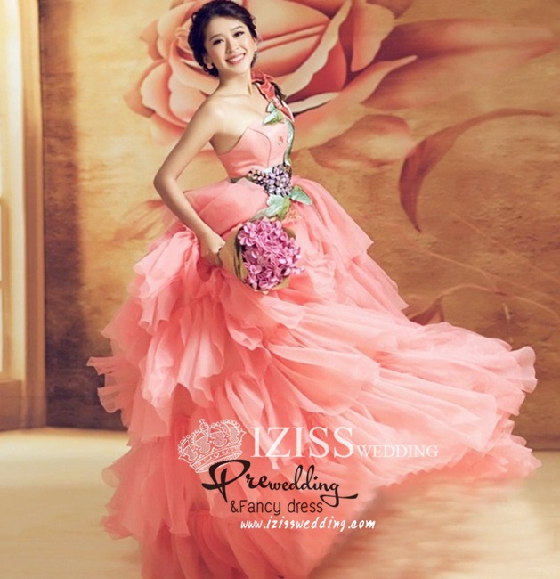 **พรีออเดอร์**รหัส PW052 ชุดถ่ายพรีเว็ดดิ้ง (pre wedding dress) ชุดแฟนตาซีชายหญิง"ธีมสีชมพู"