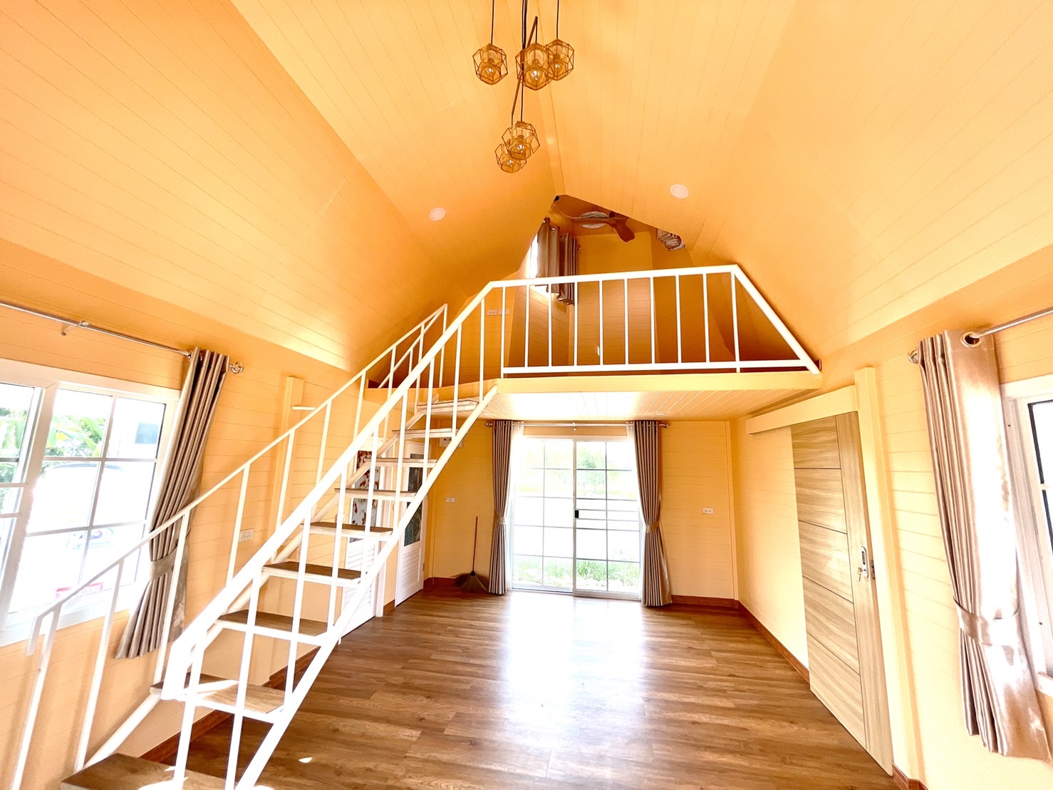 บ้านกังหันลม ขนาดกว่า 50 ตารางเมตร ใหม่ล่าสุด กังหันหมุนได้จริง