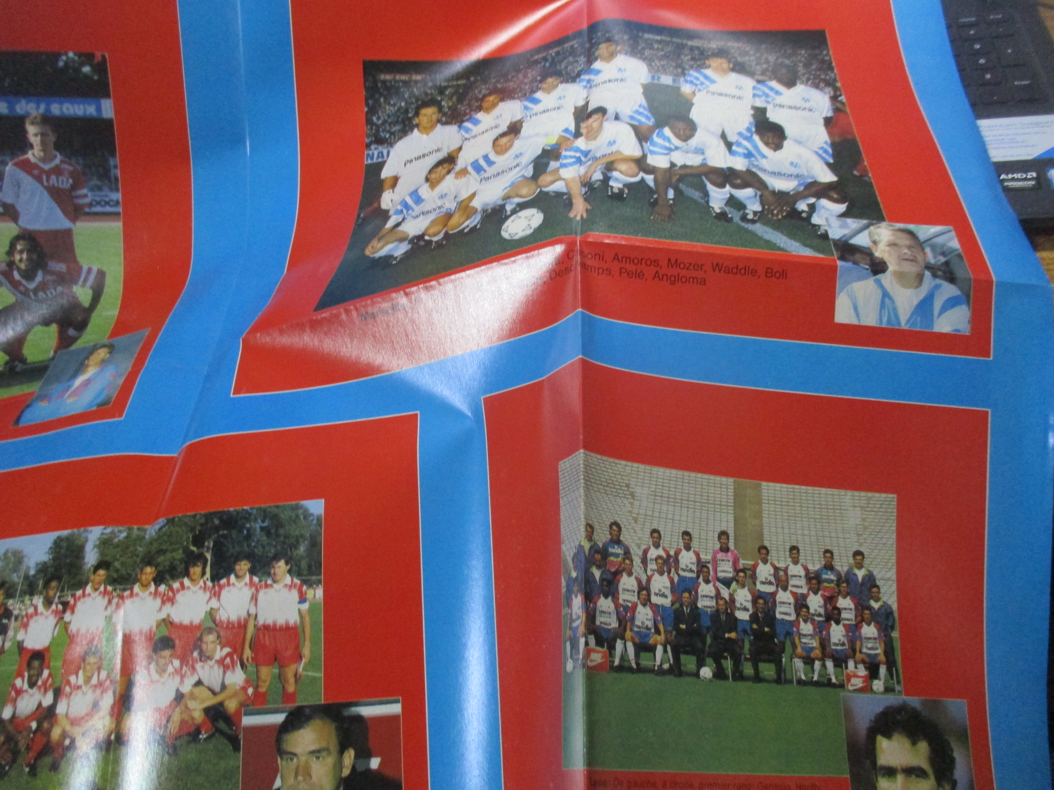 SUPER POSTER / COUPES D EUROPE 1991-92 มีโปสเตอร์ขนาดใหญ่ของทีมฟุตบอลฝรั่งเศสในถ้วยยุไรป ปี1991-92 ---สตาร์ซอคเกอร์