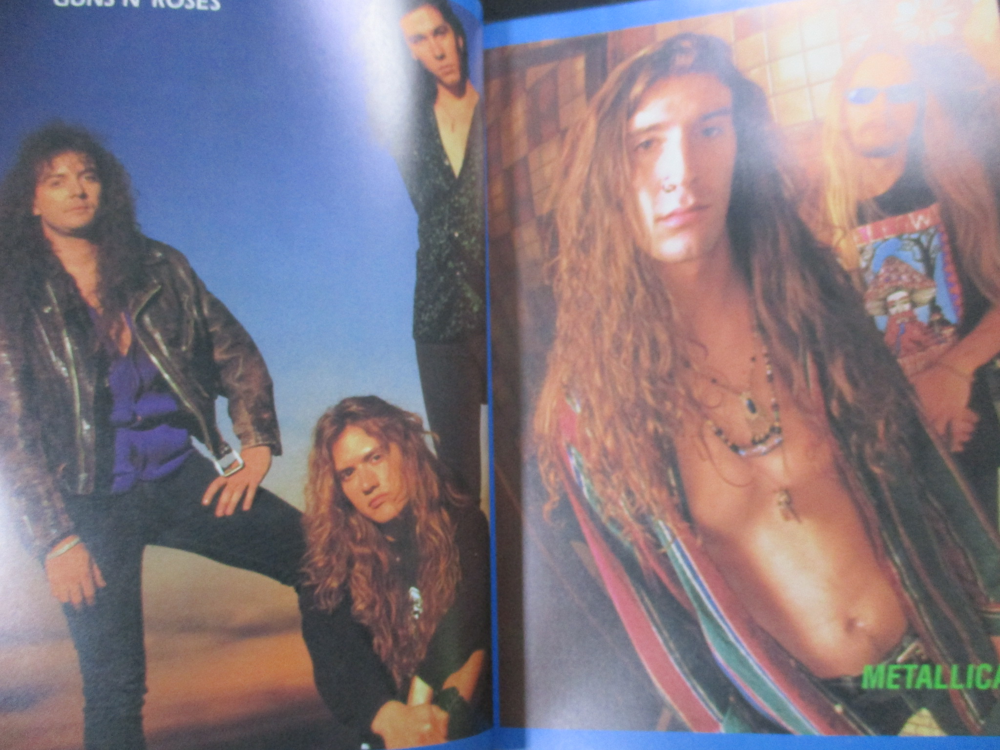 หนังสือเพลงพร้อมคอร์ดกีตาร์ LET IT BE ME YEAR BOOK 1992-1994 ตำหนิ ปกหลังมีคราบน้ำ เปิดได้ตามปกติ