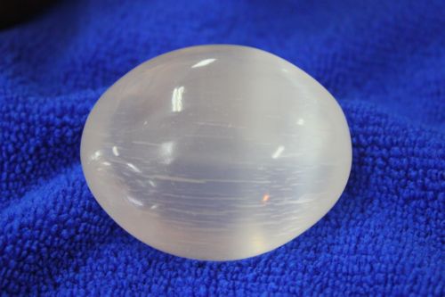 เซเลไนต์ (Selenite)
