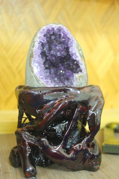 โพรงอเมทิสต์เล็ก ( Amethyst )