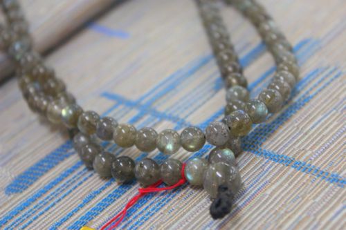 สร้อยประคำลาบาโดไลท์ ( Labradorite )
