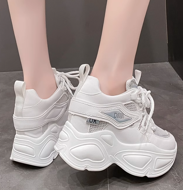 รองเท้าผ้าใบเสริมส้น 4 นิ้ว ไซส์ 34-39 สีขาว/ชม/น้ำเงิน