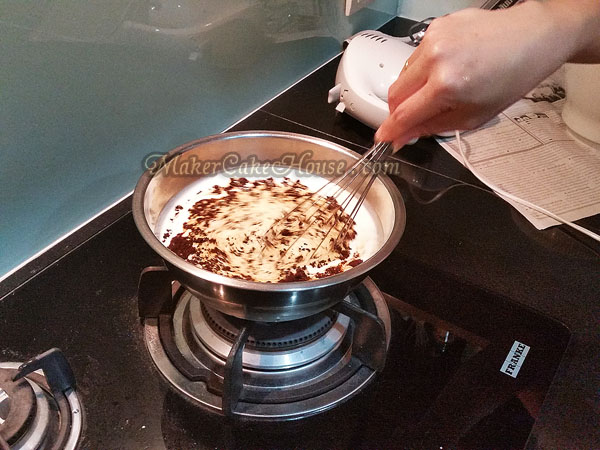 ขั้นตอนการทำไอศครีมโฮมเมดกาแฟอัลมอนต์ 5